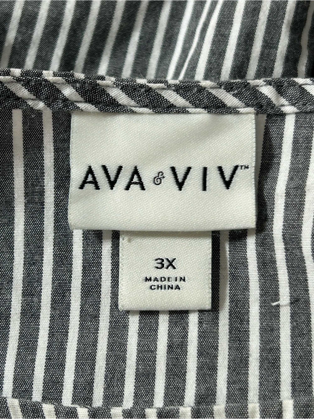 Ava & Viv 3X Gray White Stripe Tiered Ruffle Sleeve Blouse Plus Size Top - Picture 4 of 6